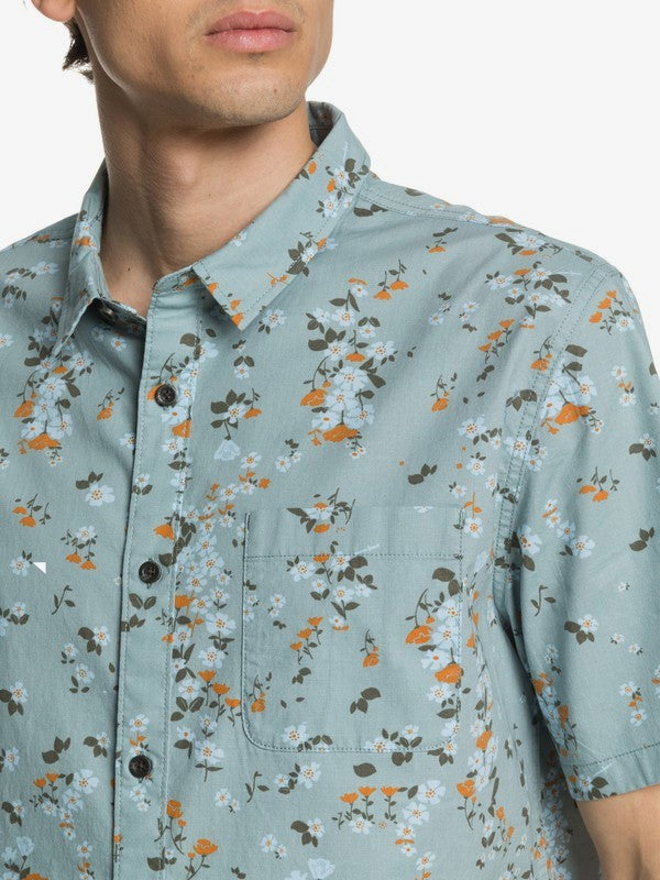  Quiksilver Tripping Daisy Button Shirt